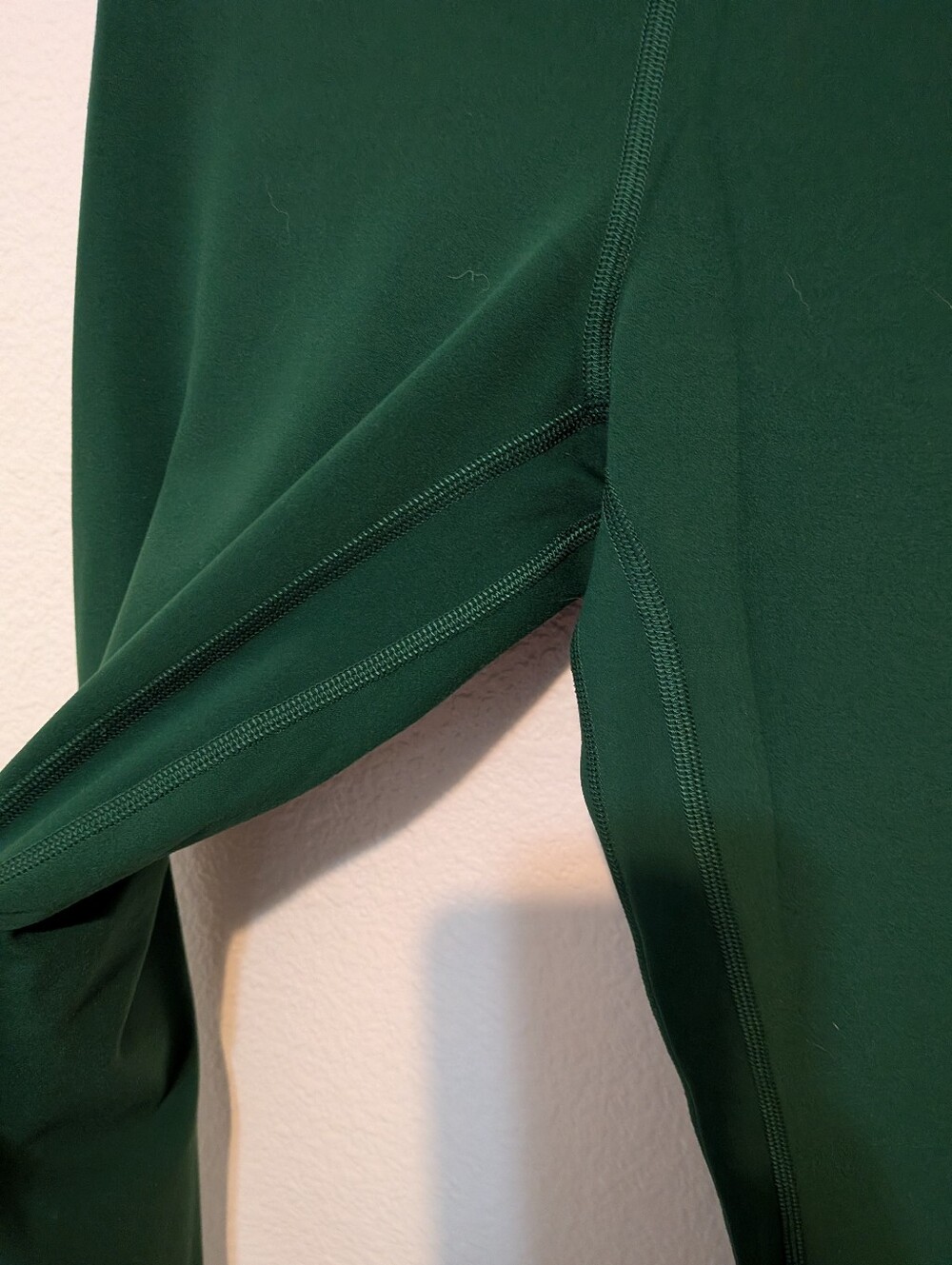 Lululemon Align HR Crop 23" 7/8 — Size 6 — Dark/Forest Green — Nulu - Picture 4 of 6
